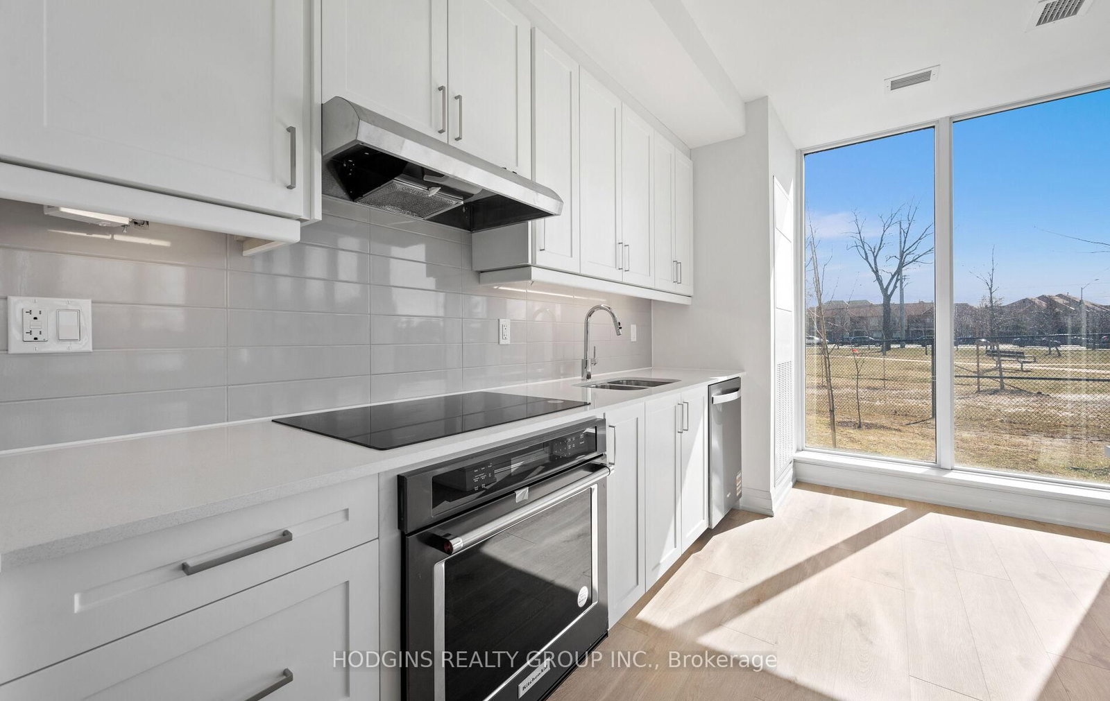 1035 Southdown Road • #106 • Mississauga, ON photo 8