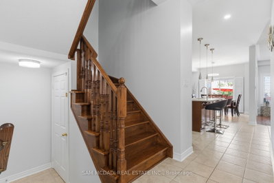 5604 Doctor Peddle Mississauga,ON L5M 0K6 — Photo 12
