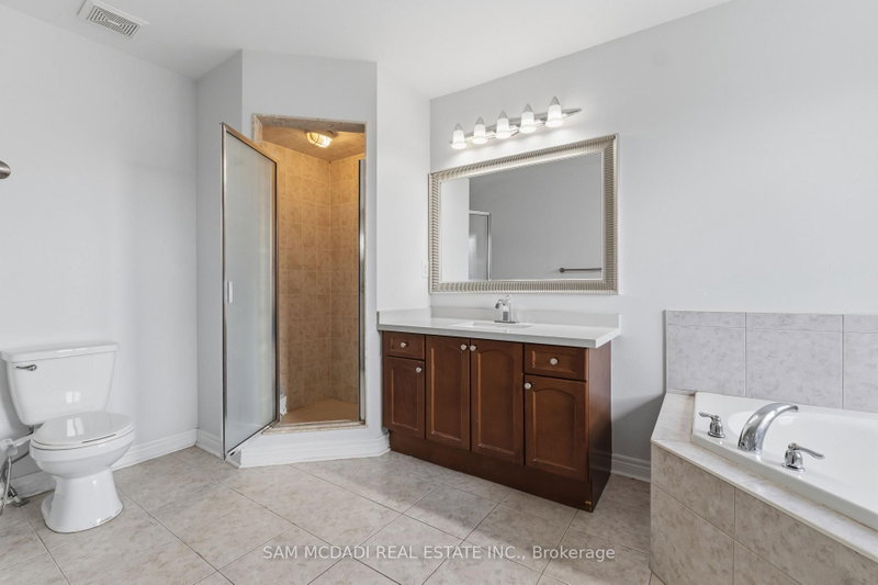 5604 Doctor Peddle Mississauga,ON L5M 0K6 — Photo 15