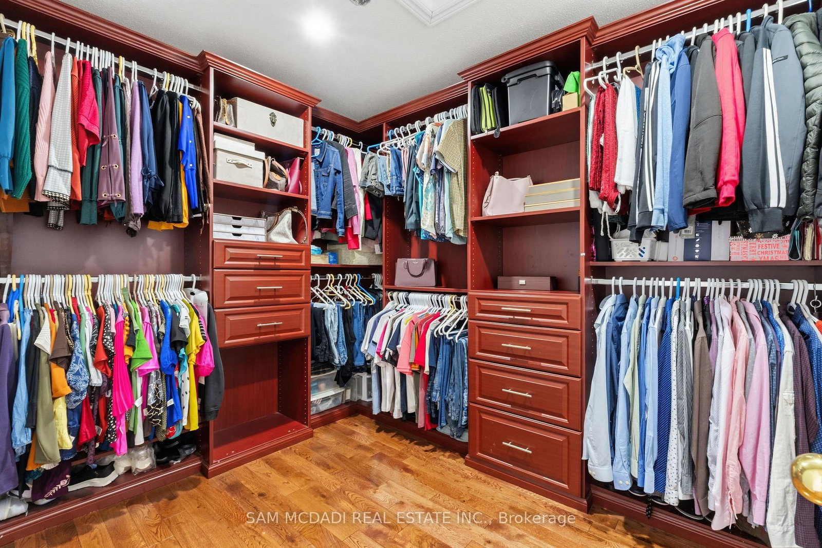 5604 Doctor Peddle Crescent • Mississauga, ON photo 17