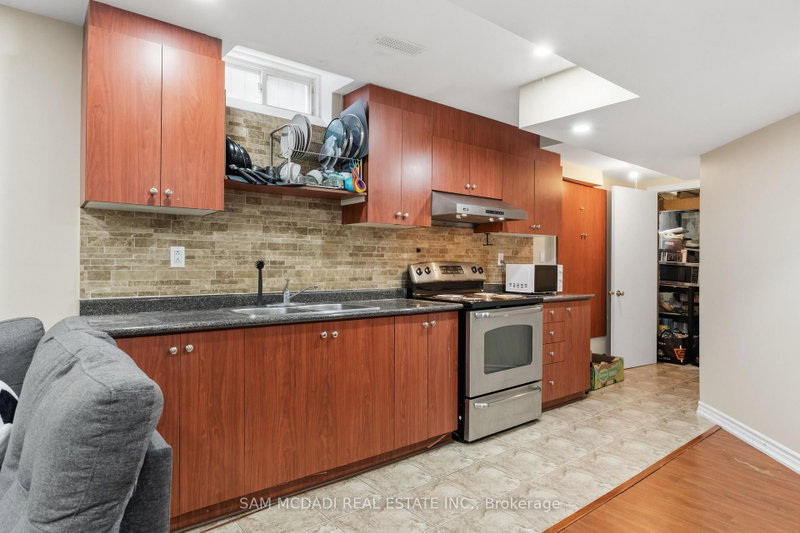 5604 Doctor Peddle Mississauga,ON L5M 0K6 — Photo 28
