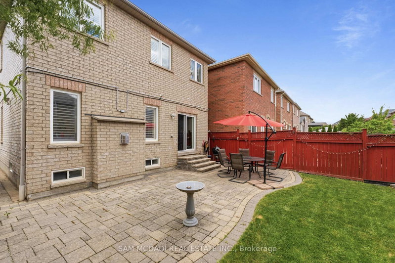 5604 Doctor Peddle Mississauga,ON L5M 0K6 — Photo 33
