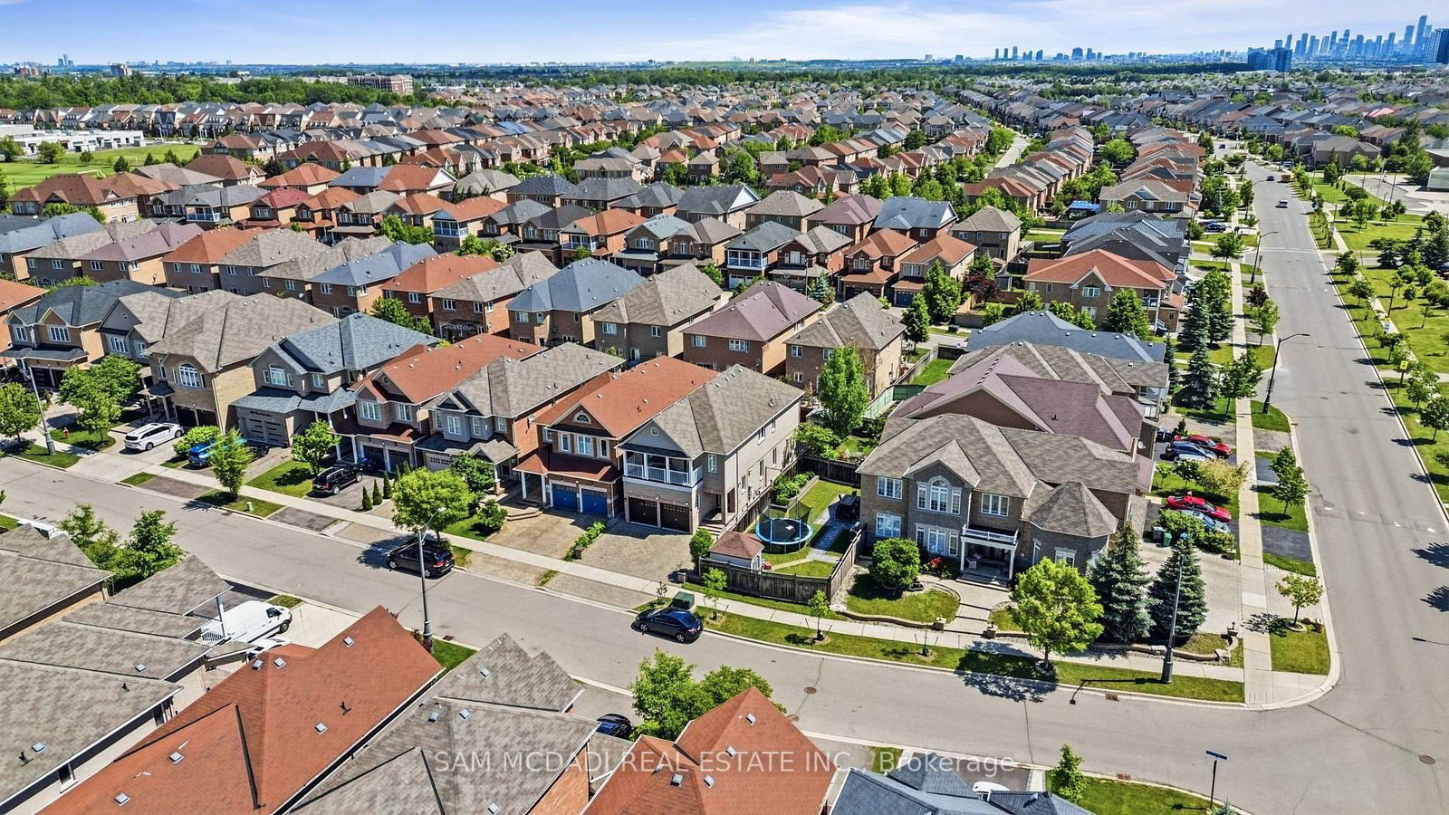 5604 Doctor Peddle Crescent • Mississauga, ON photo 35