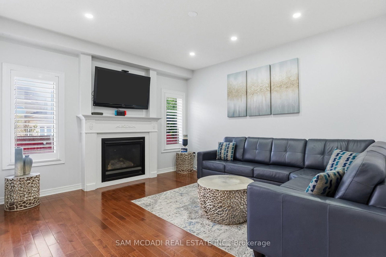 5604 Doctor Peddle Crescent • Mississauga, ON photo 6