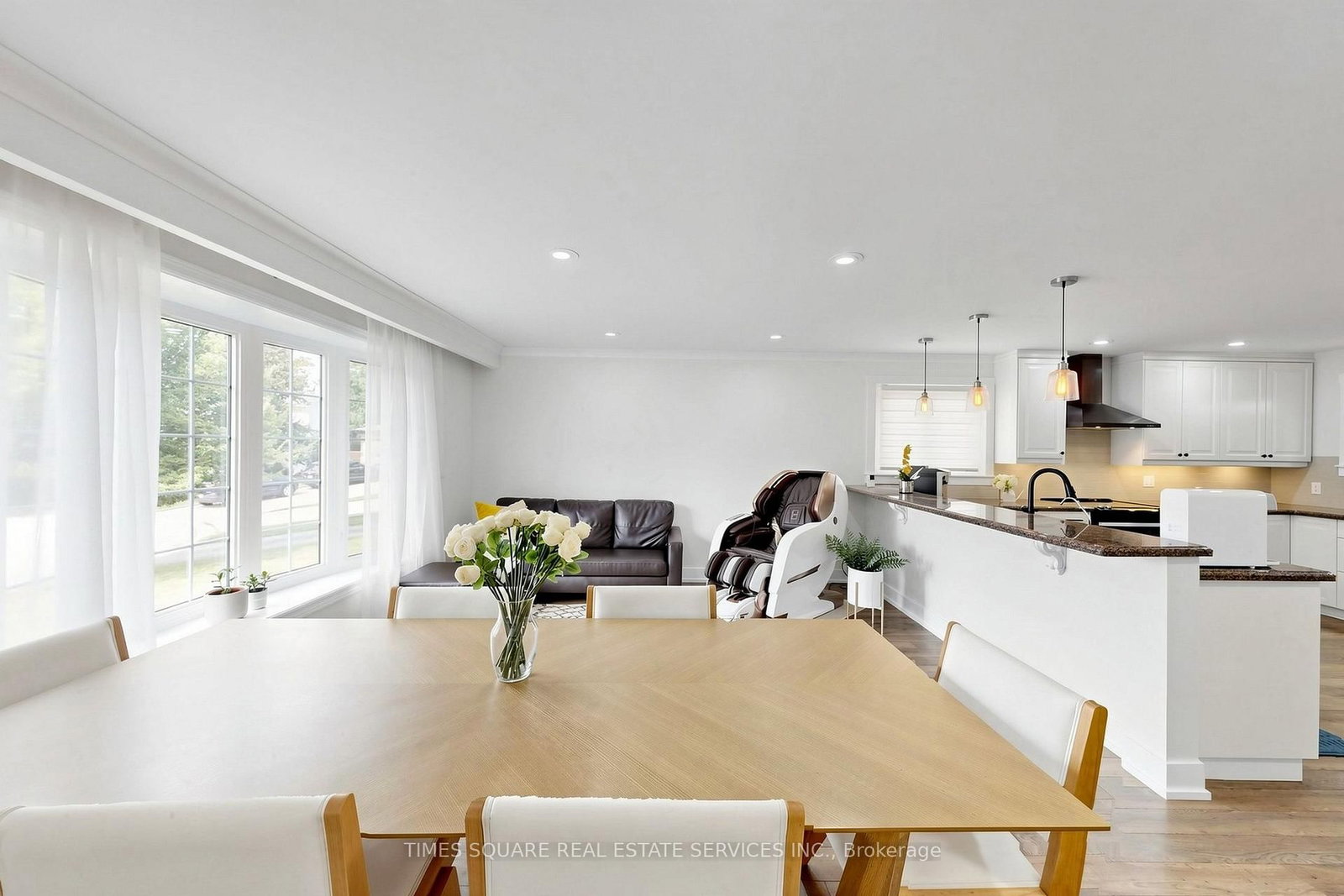 1493 Clinton Court • Burlington, ON photo 21