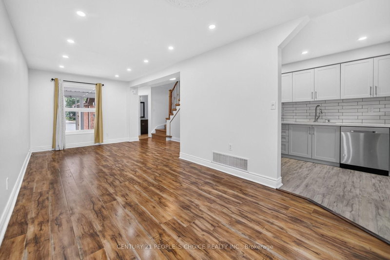 658 Galloway Mississauga,ON L5C 3W1 — Photo 11