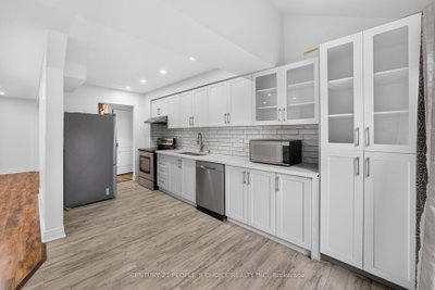 658 Galloway Mississauga,ON L5C 3W1 — Photo 14