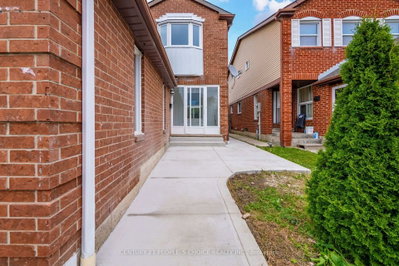 658 Galloway Crescent • Mississauga, ON photo 3