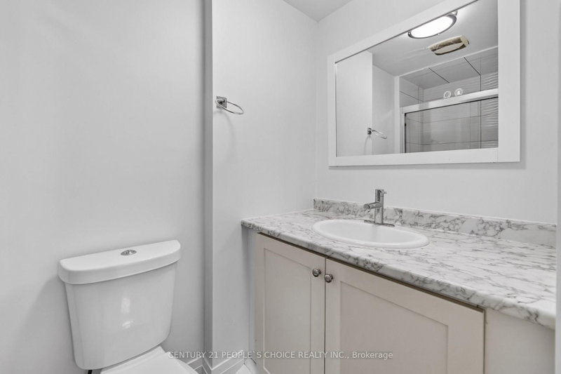 658 Galloway Mississauga,ON L5C 3W1 — Photo 30