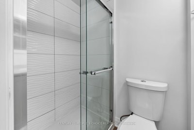 658 Galloway Mississauga,ON L5C 3W1 — Photo 31