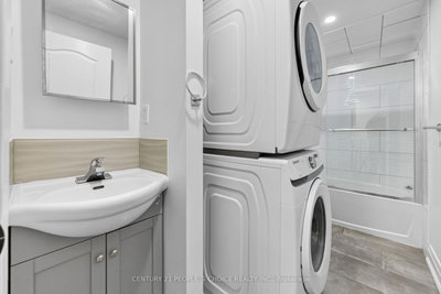 658 Galloway Mississauga,ON L5C 3W1 — Photo 32