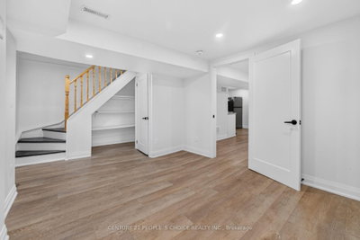 658 Galloway Mississauga,ON L5C 3W1 — Photo 35
