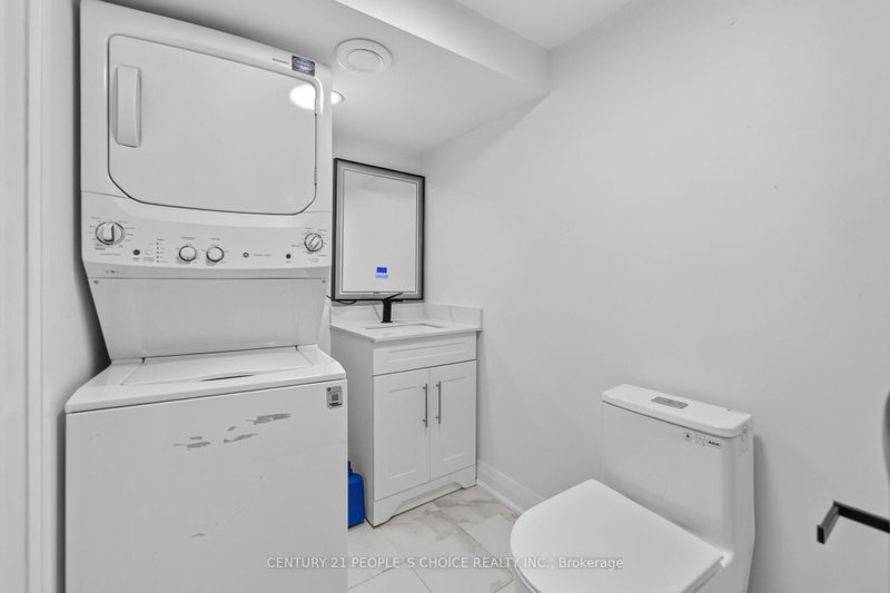 658 Galloway Mississauga,ON L5C 3W1 — Photo 37