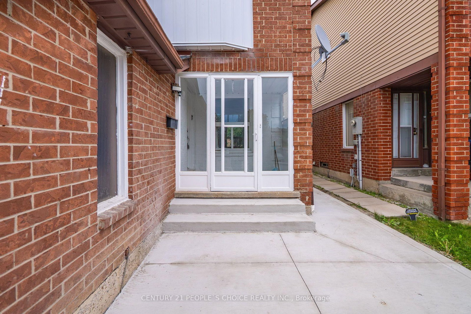 658 Galloway Crescent • Mississauga, ON photo 4