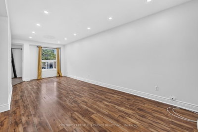 658 Galloway Crescent • Mississauga, ON photo 9