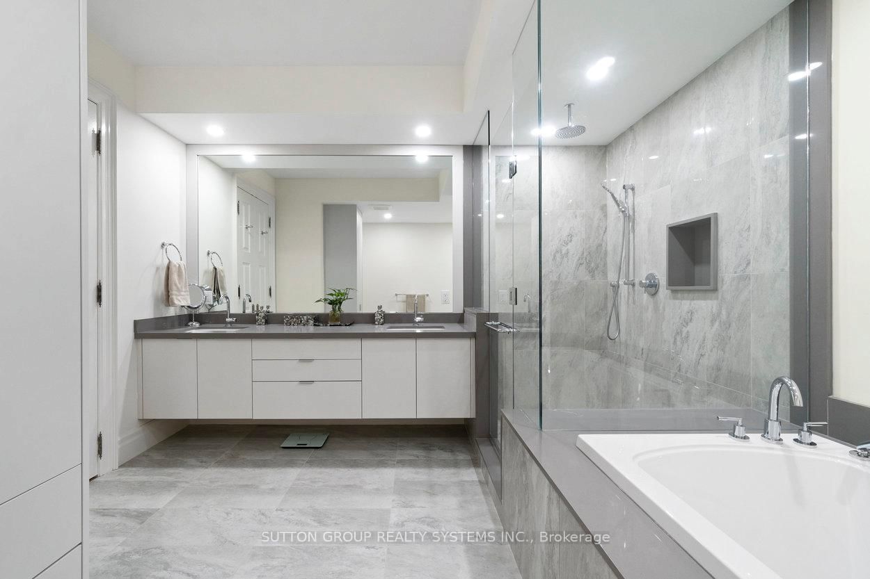 2095 Lake Shore Boulevard W • #102 • Toronto, ON photo 13