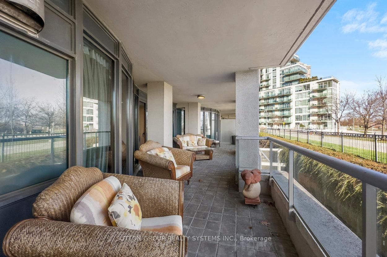 2095 Lake Shore Boulevard W • #102 • Toronto, ON photo 5