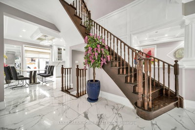 16 Powell Drive E • Brampton, ON photo 4