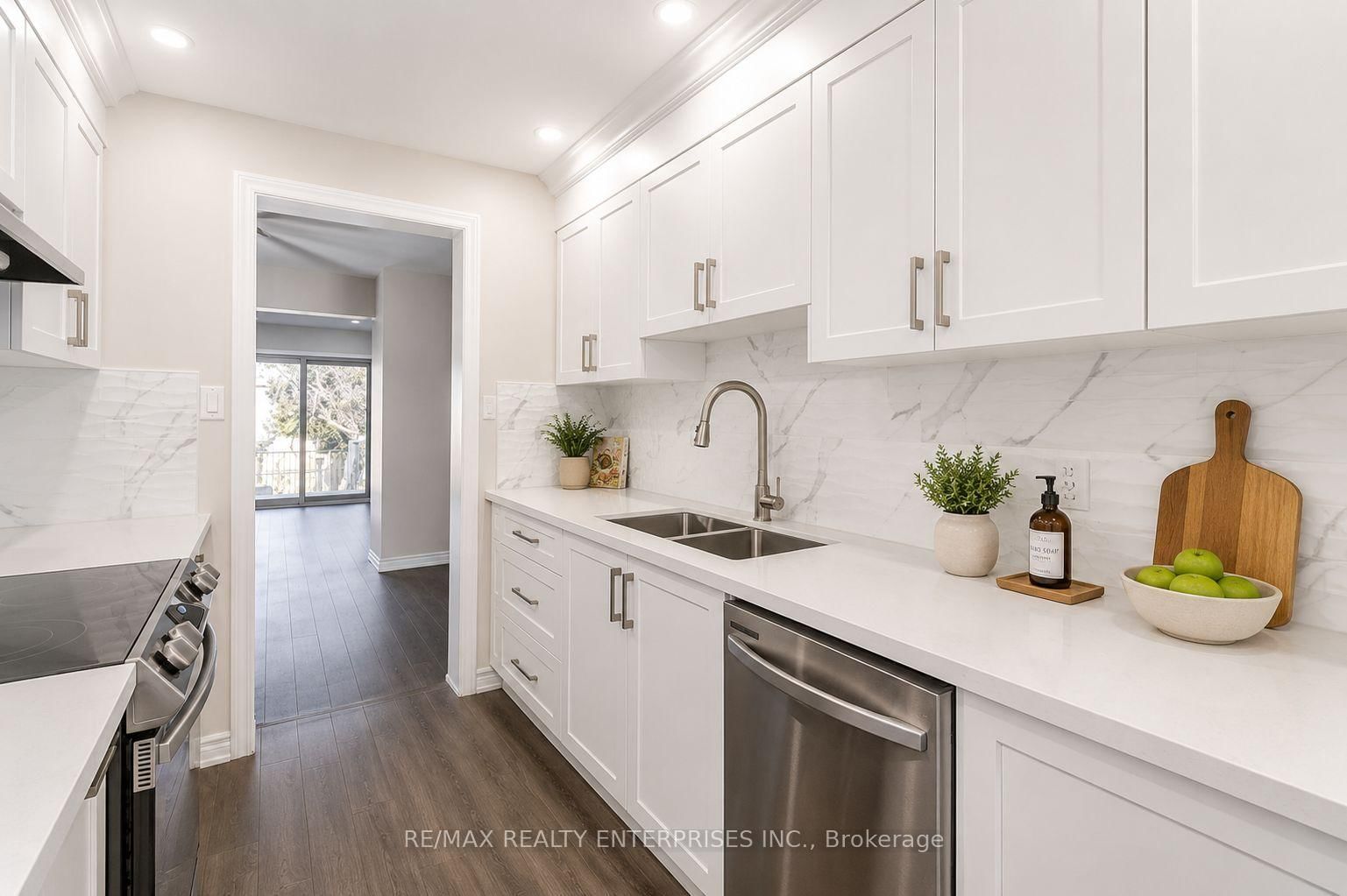 3446 Ash Row Crescent N • Mississauga, ON photo 9
