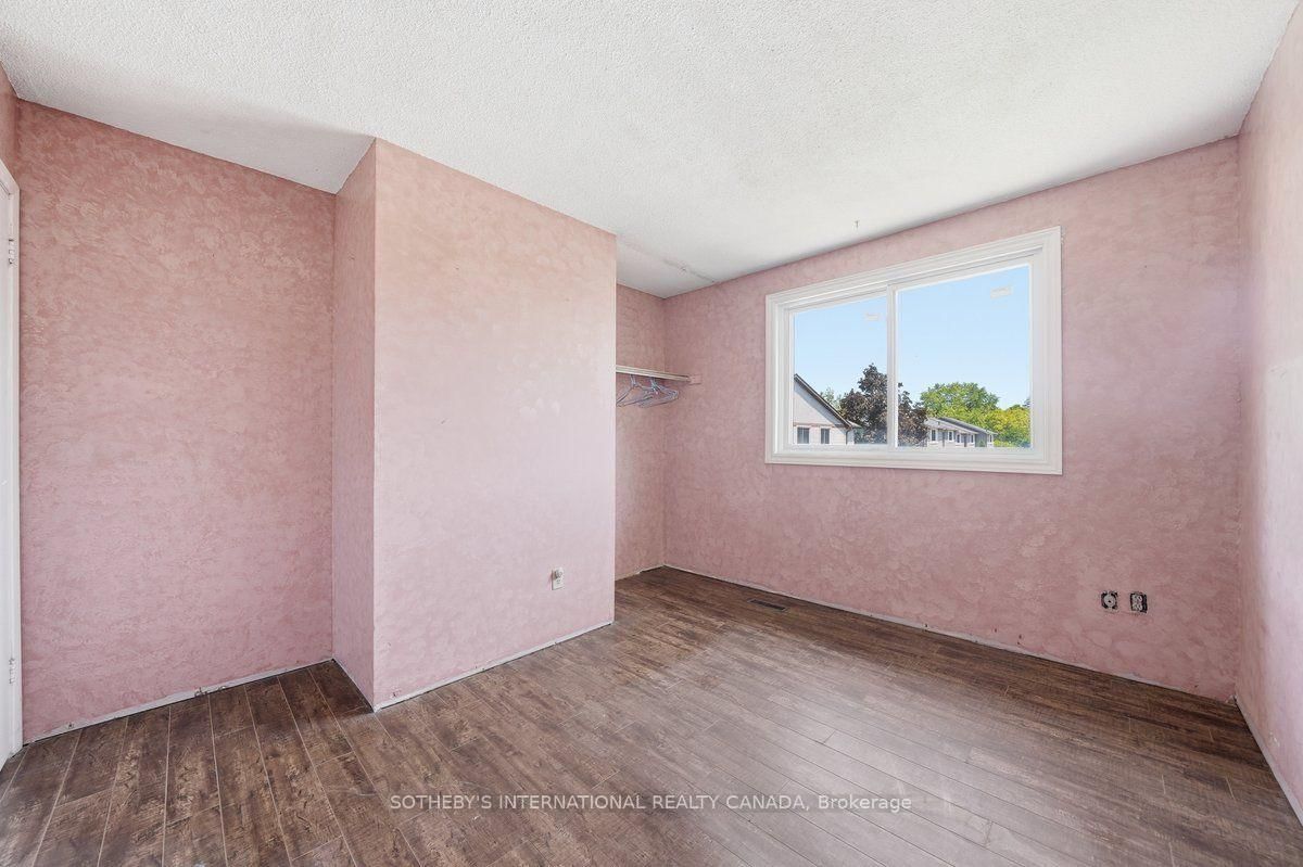 120 Falconer Drive • #34 • Mississauga, ON photo 12