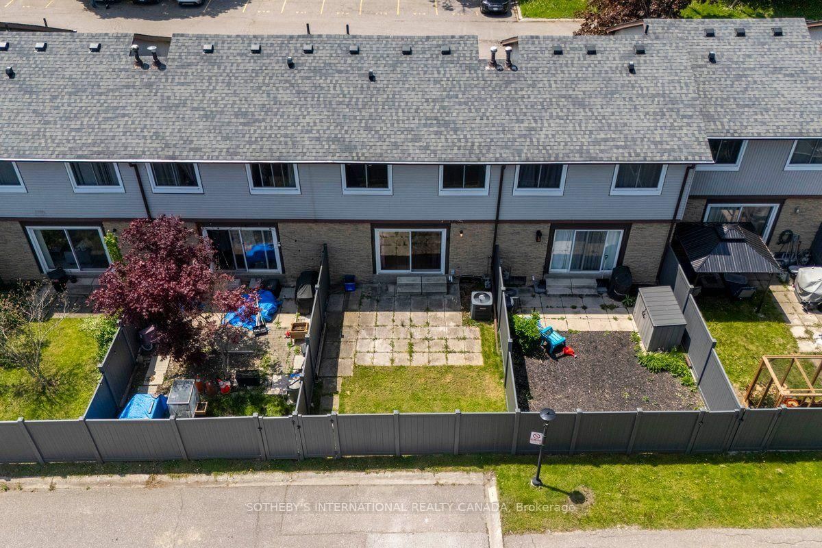 120 Falconer Drive • #34 • Mississauga, ON photo 22