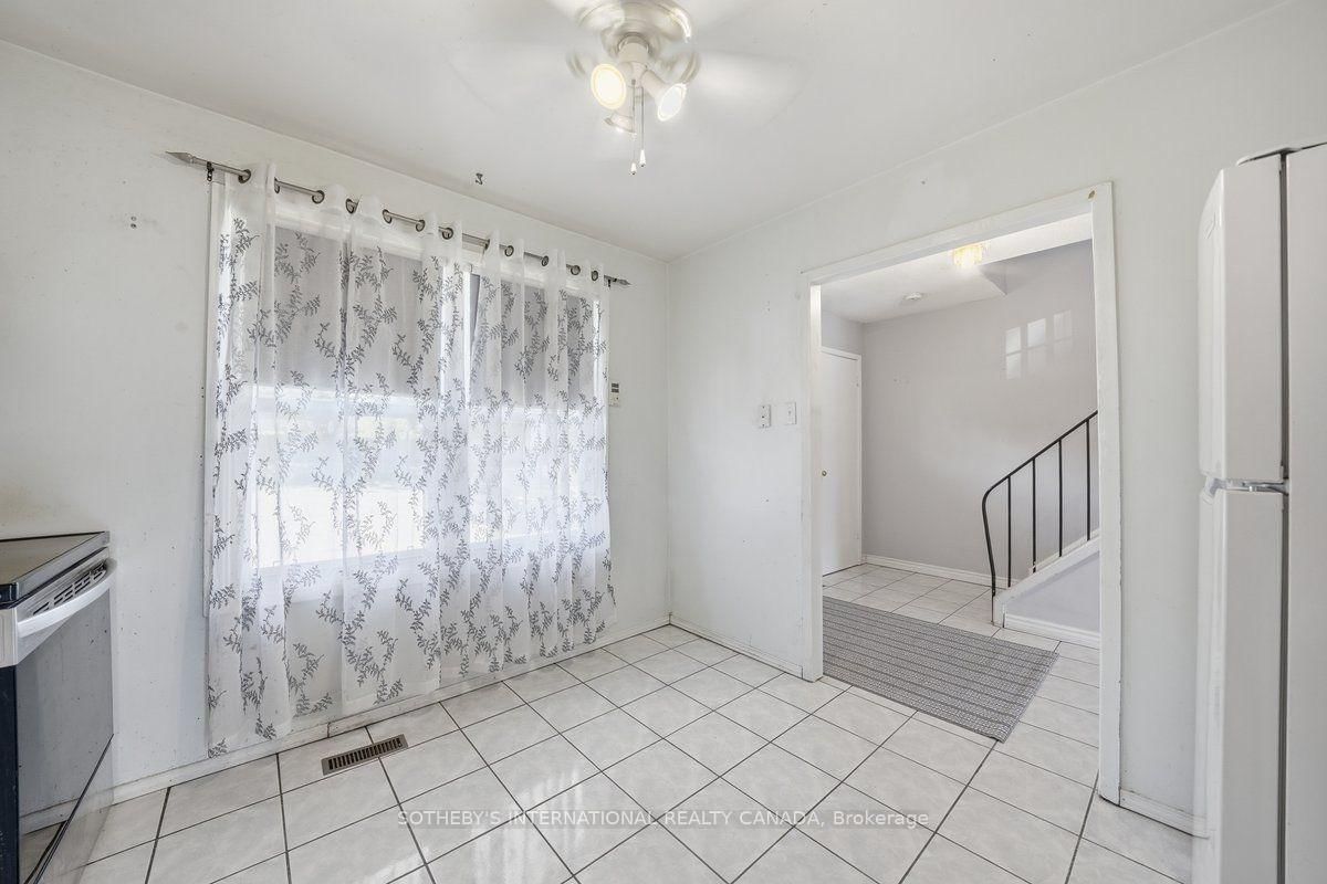 120 Falconer Drive • #34 • Mississauga, ON photo 24