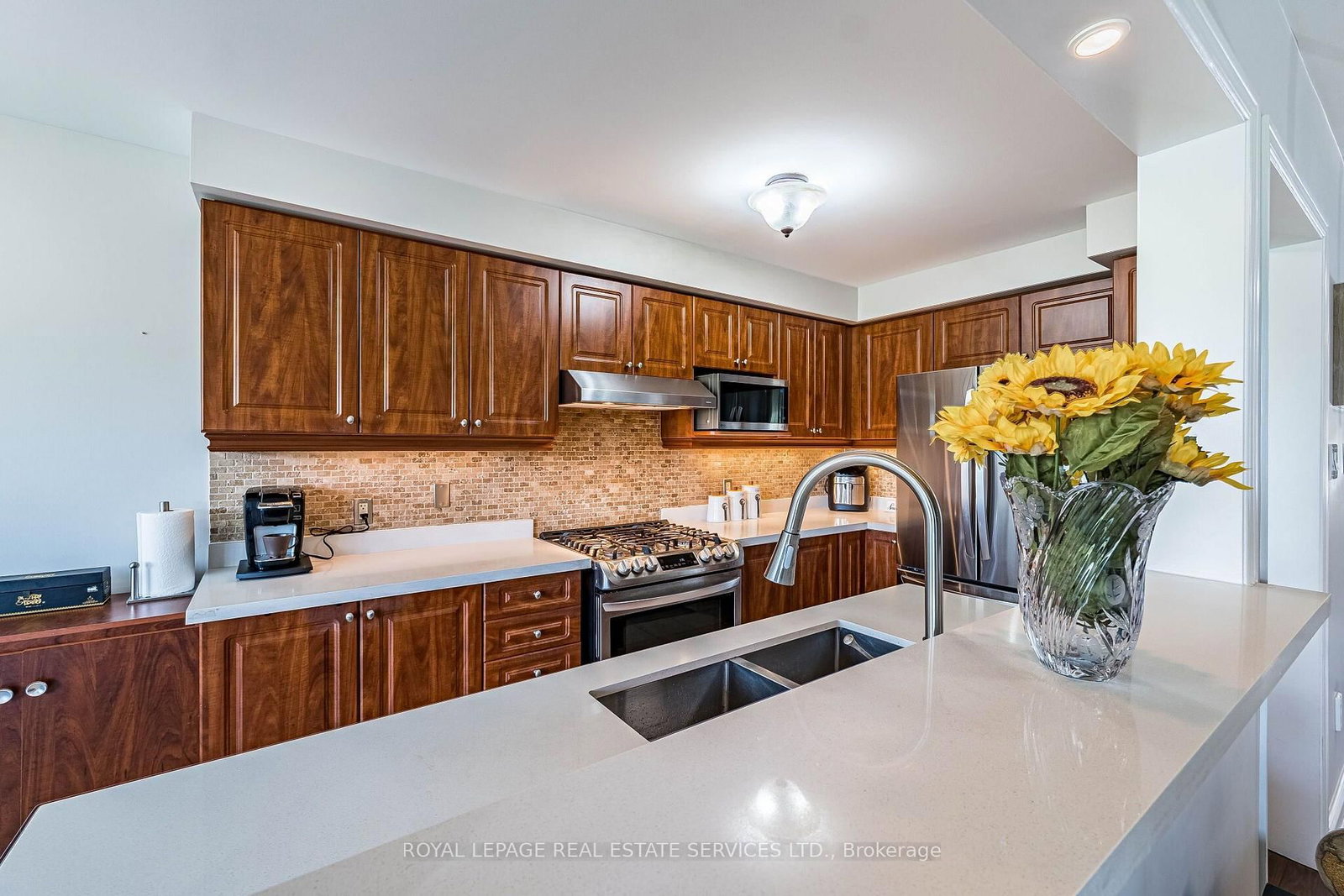 26 Bay Breeze Drive • Brampton, ON photo 18