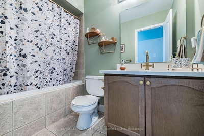 26 Bay Breeze Brampton,ON L6R 0M1 — Photo 29