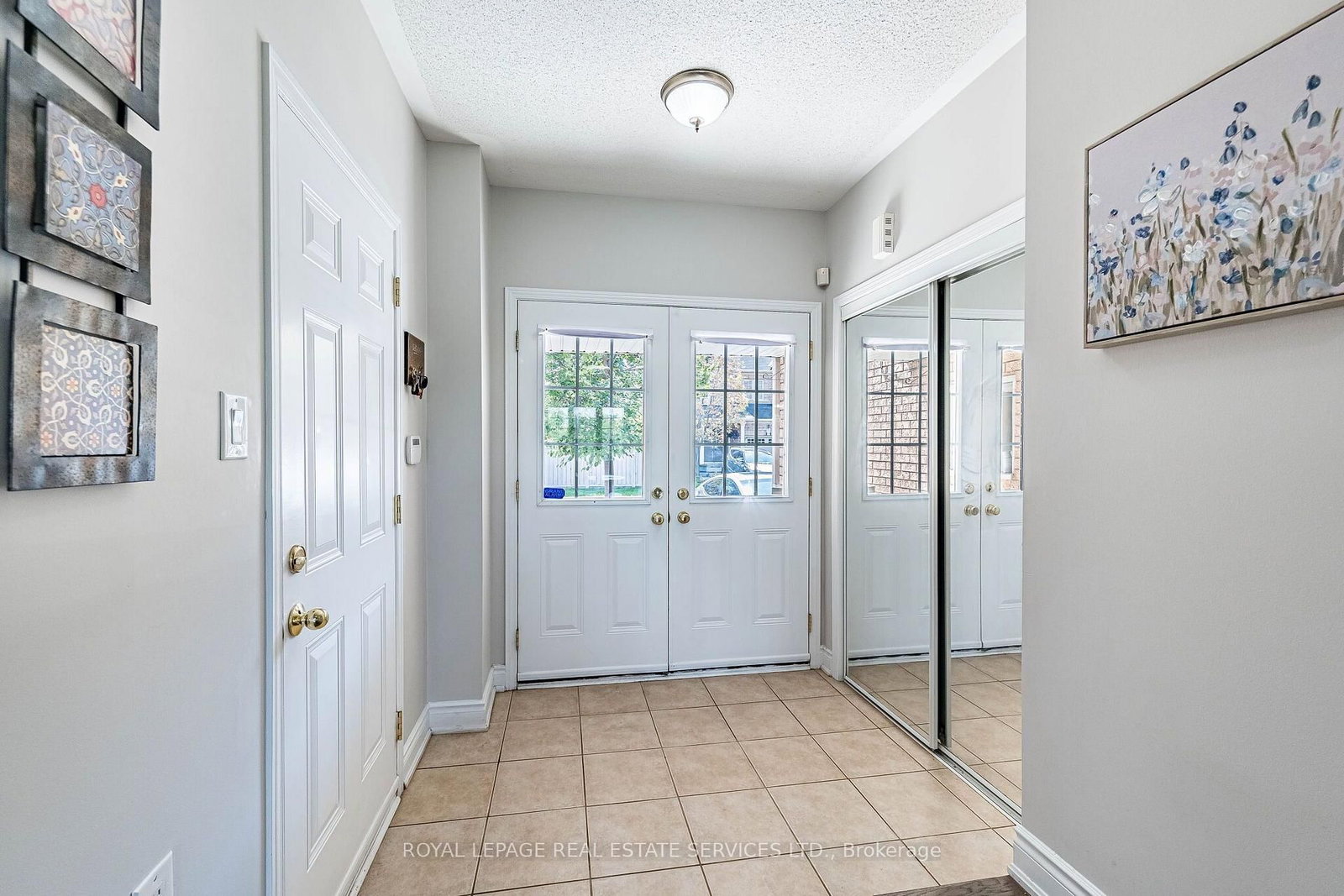 26 Bay Breeze Drive • Brampton, ON photo 5