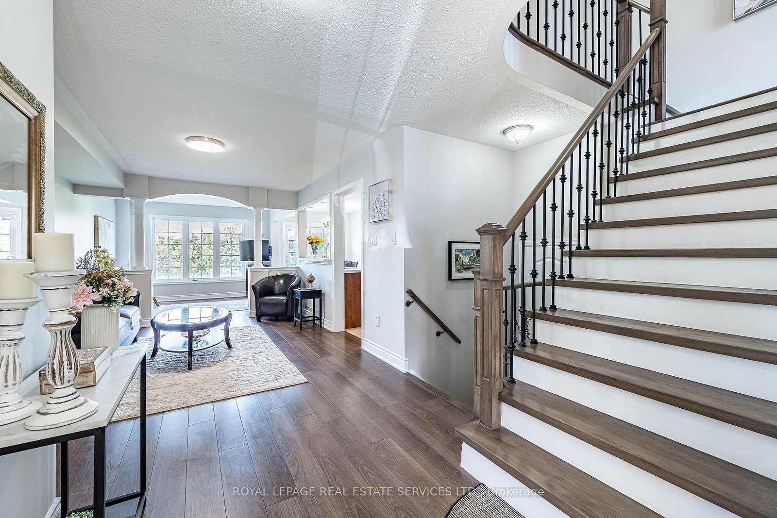 26 Bay Breeze Drive • Brampton, ON photo 6