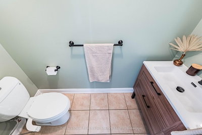 26 Bay Breeze Drive • Brampton, ON photo 8