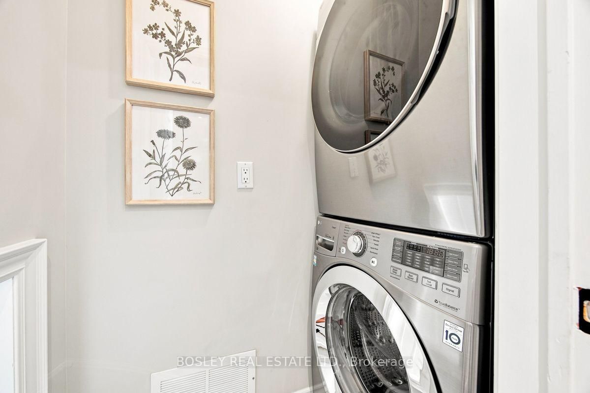 64 Old Mill Terrace • #3 • Toronto, ON photo 30