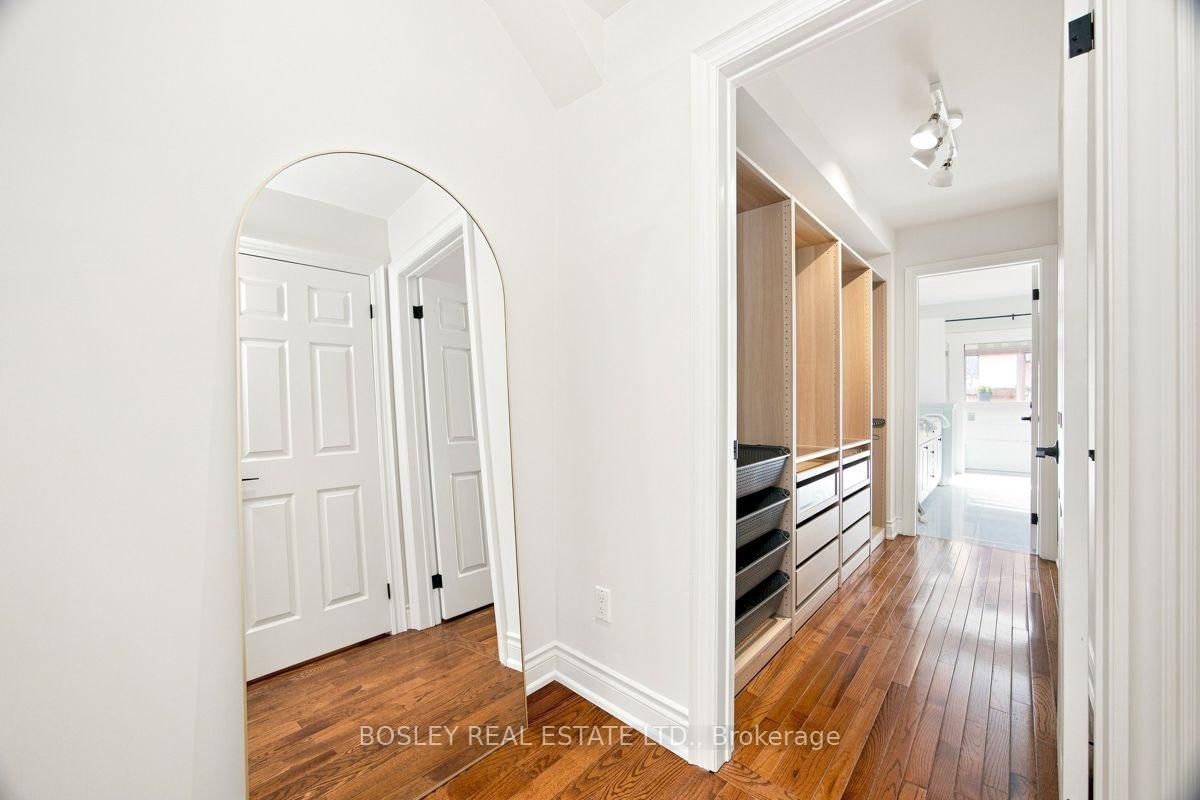 64 Old Mill Terrace • #3 • Toronto, ON photo 34
