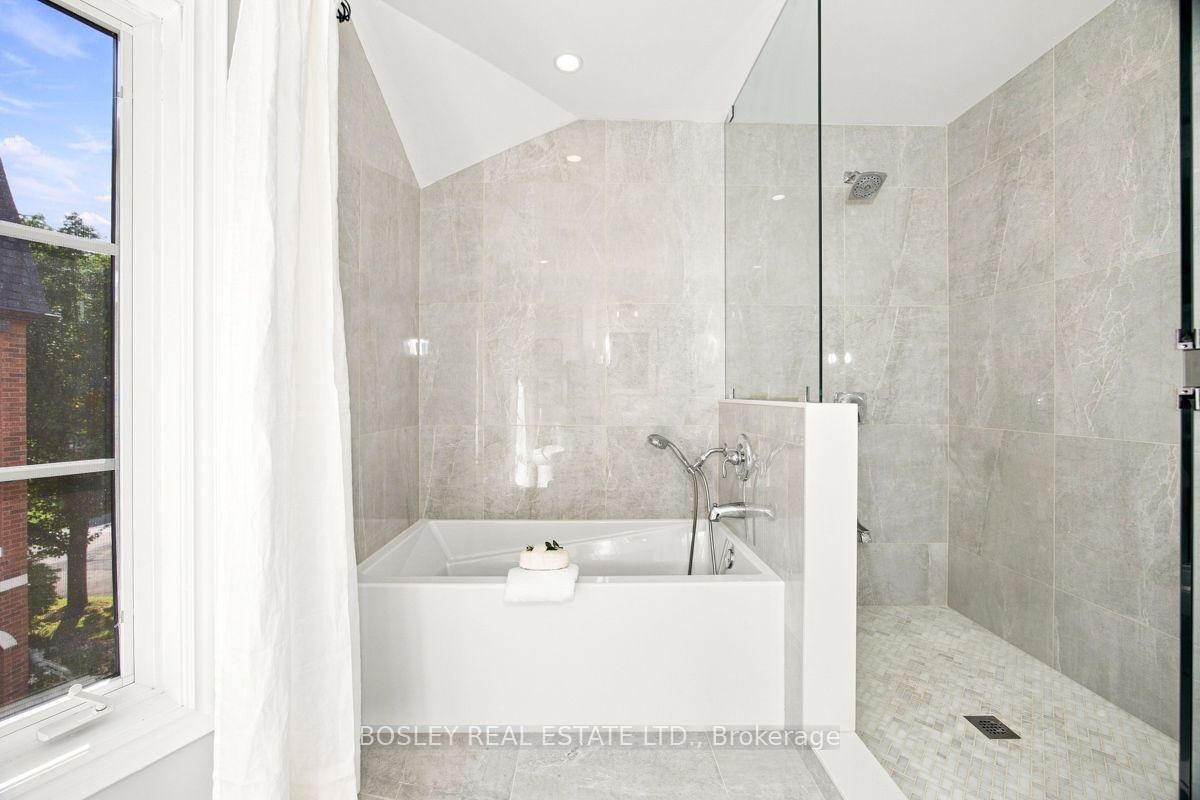 64 Old Mill Terrace • #3 • Toronto, ON photo 40
