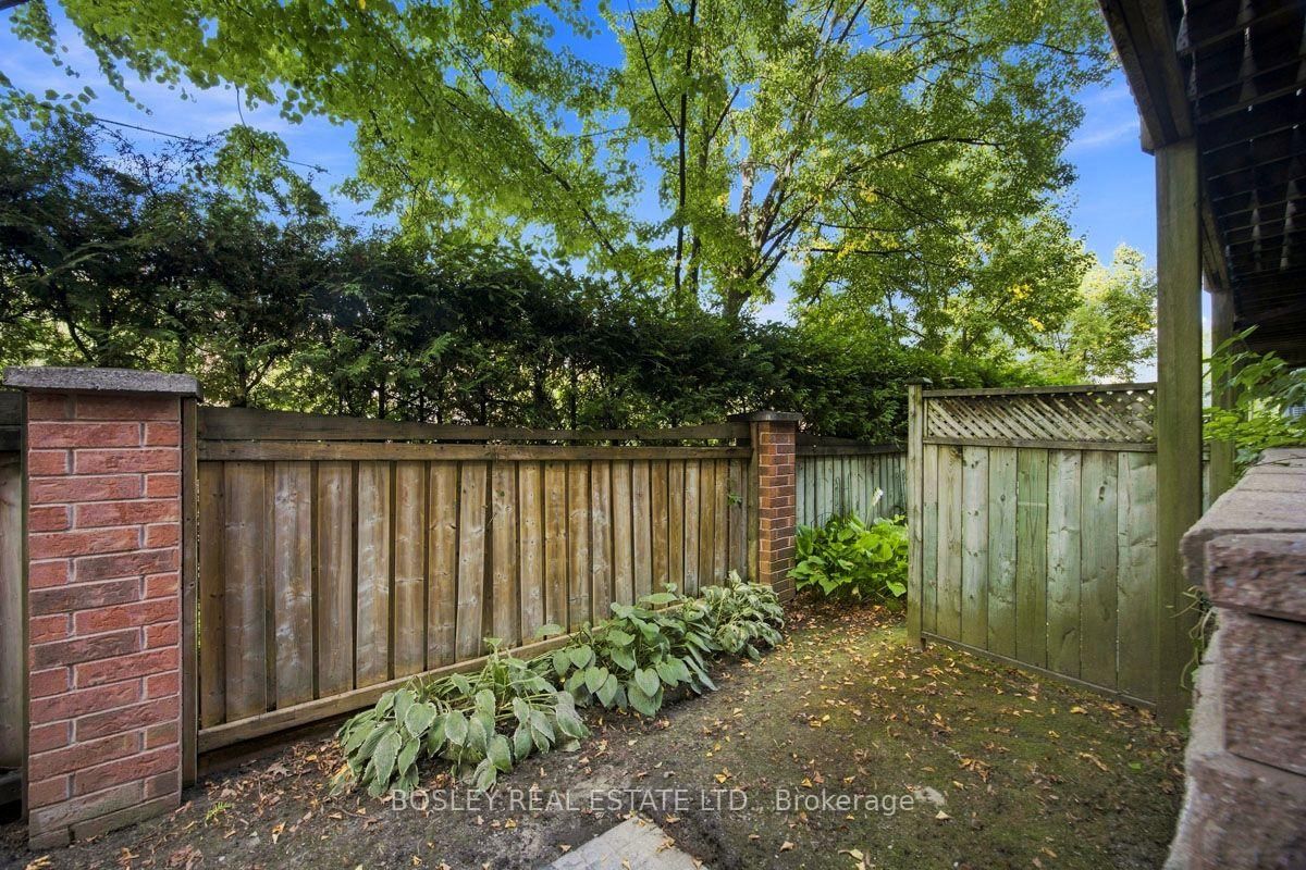 64 Old Mill Terrace • #3 • Toronto, ON photo 44