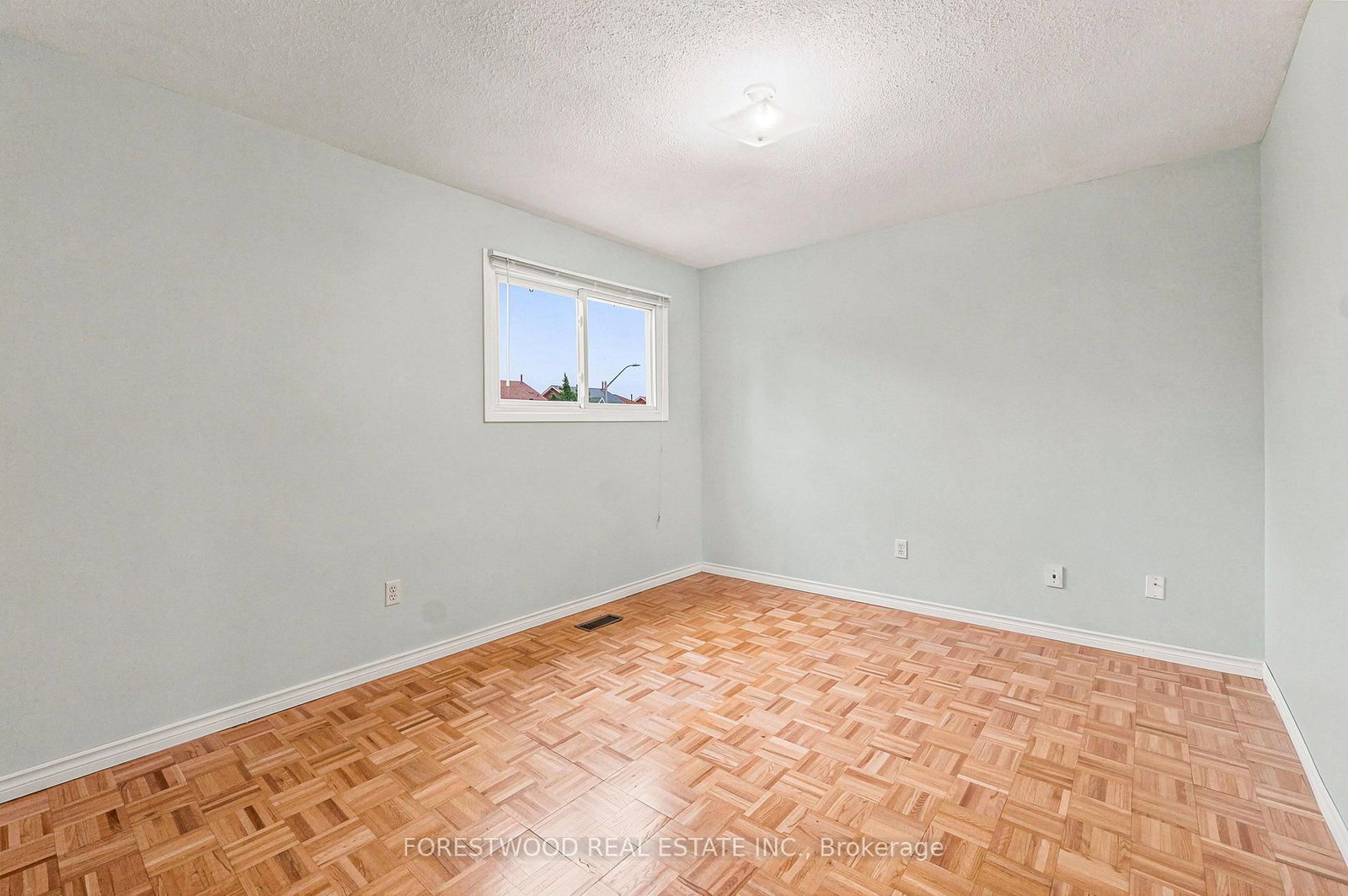 4110 Quaker Hill Drive • Mississauga, ON photo 15