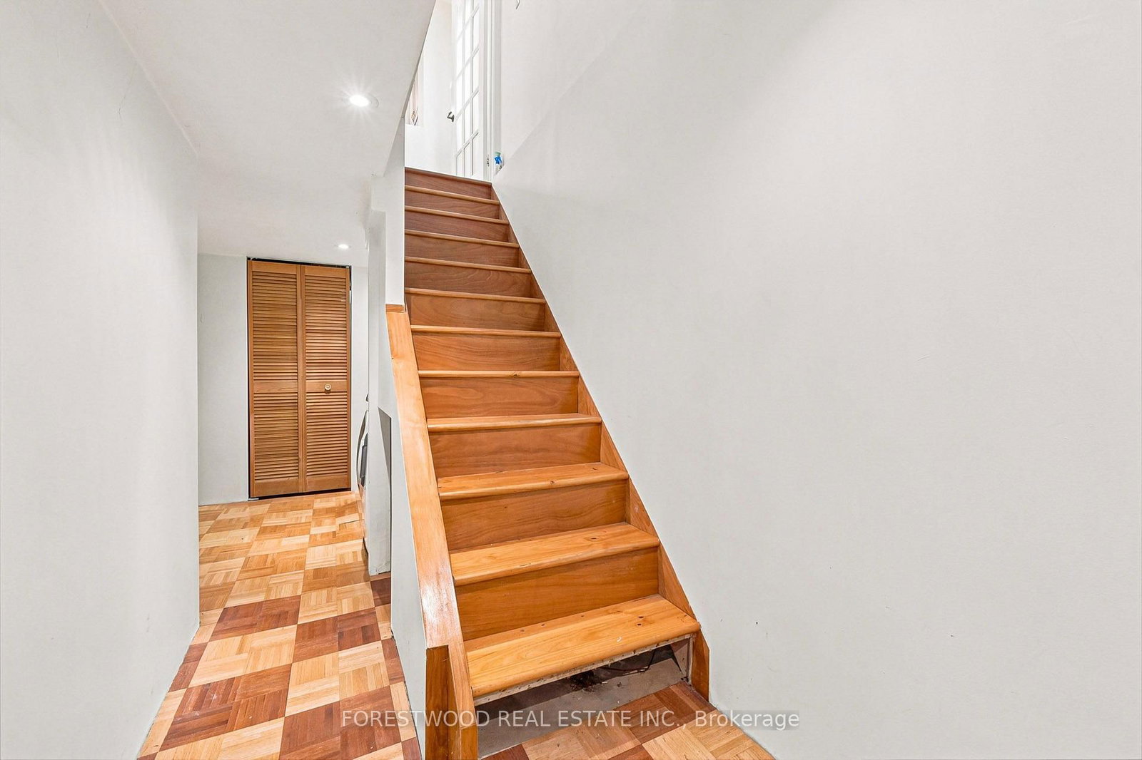 4110 Quaker Hill Drive • Mississauga, ON photo 22
