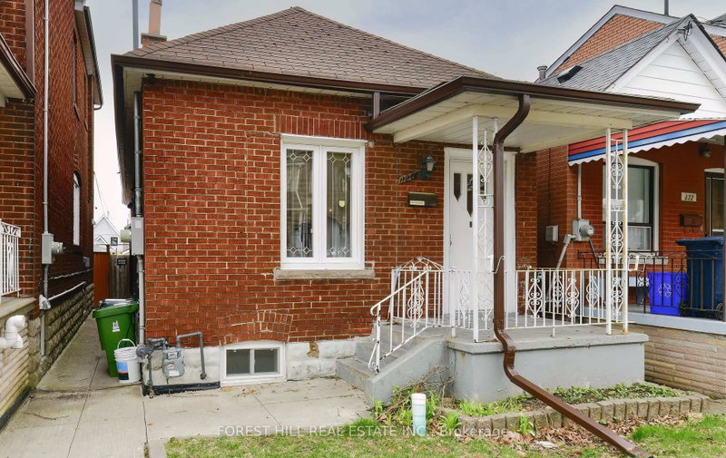 120 Earlscourt Avenue