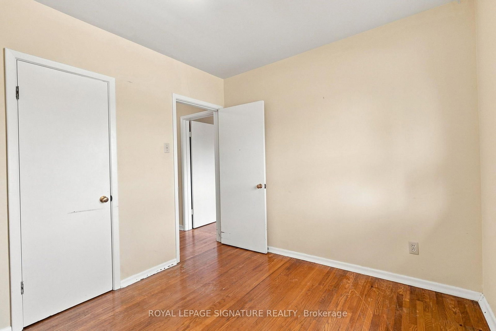1 Dalegrove Crescent • Toronto, ON photo 25