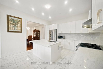 30 Midmorning Road • Brampton, ON photo 5