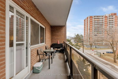 15 Elizabeth Mississauga,ON L5G 2Z3 — Photo 15