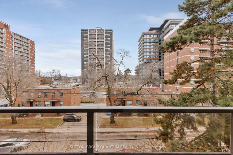 15 Elizabeth Mississauga,ON L5G 2Z3 — Photo 17