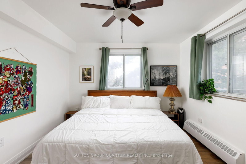 15 Elizabeth Mississauga,ON L5G 2Z3 — Photo 28