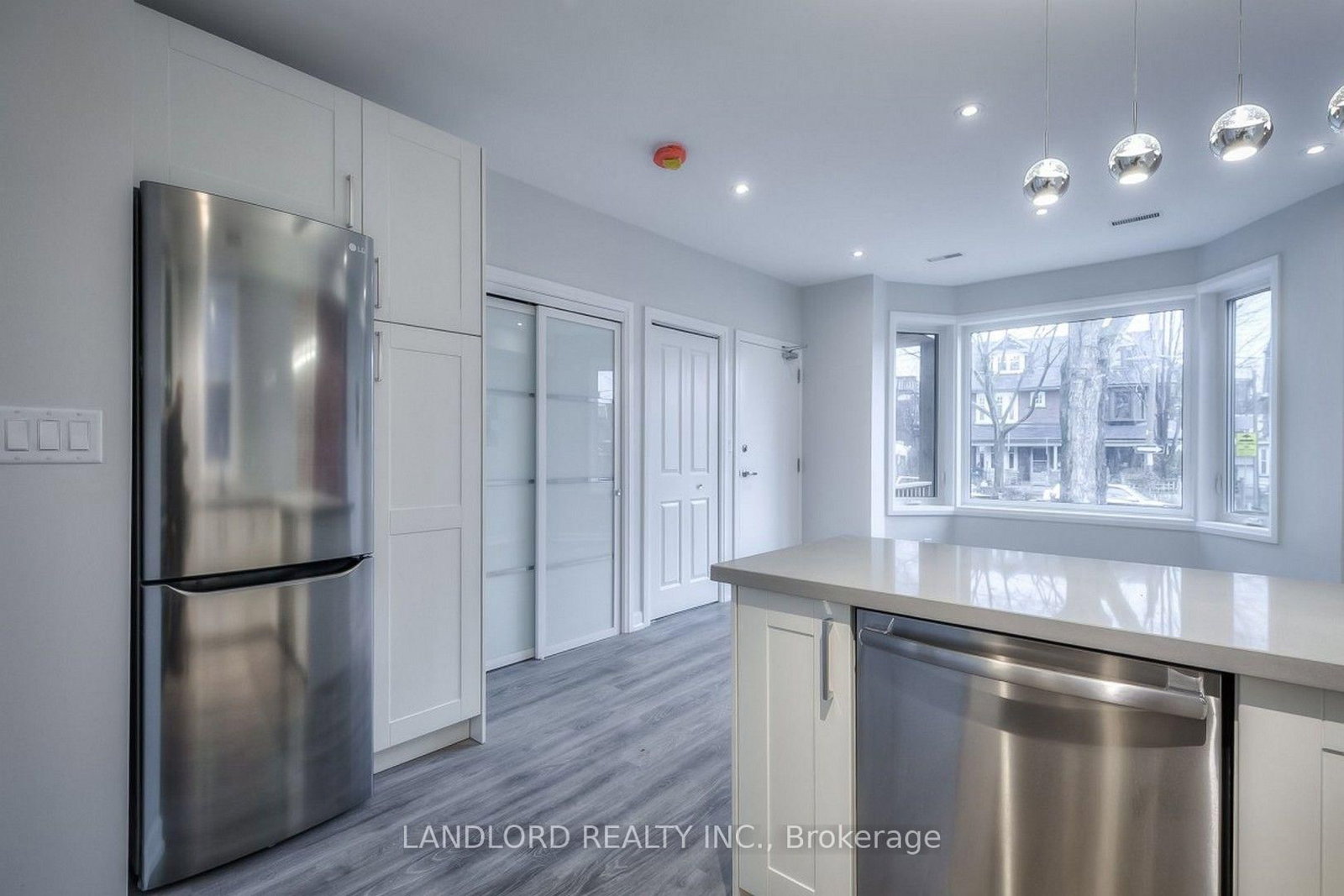 82 Parkway Avenue • Toronto, ON photo 18