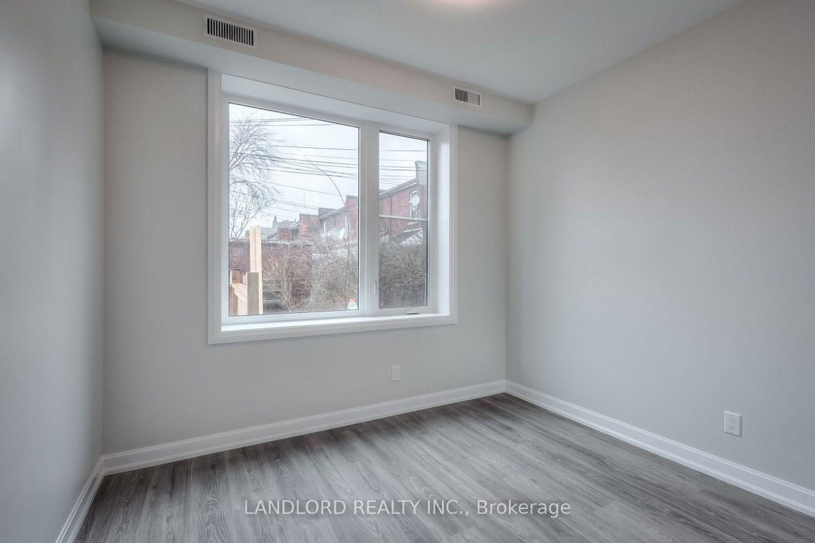 82 Parkway Avenue • Toronto, ON photo 20