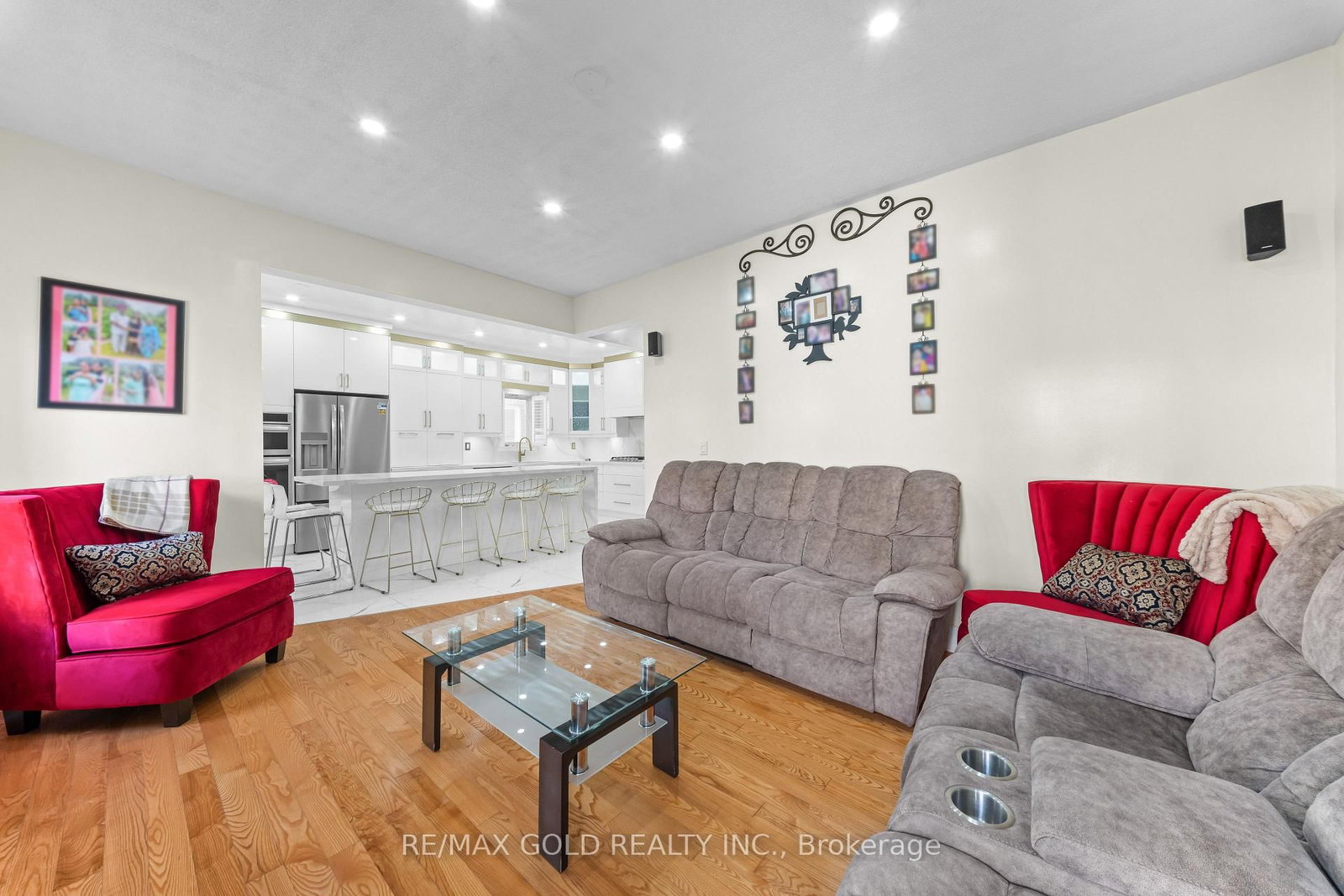 19 Attview Crescent • Brampton, ON photo 11