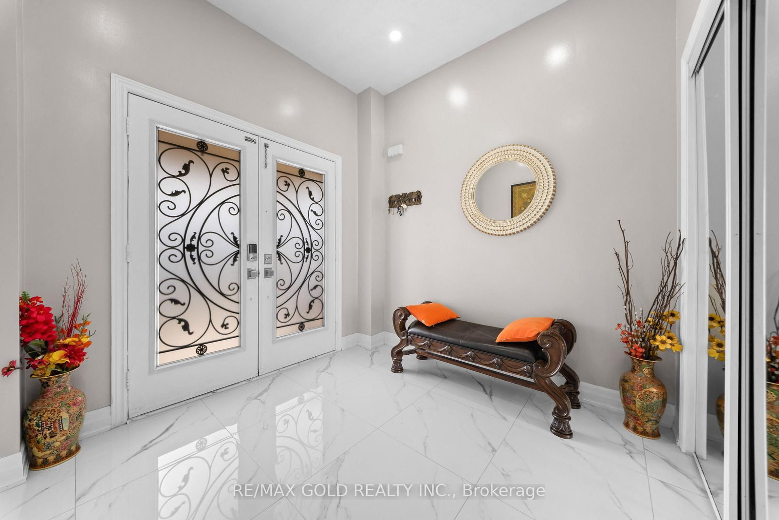 19 Attview Crescent • Brampton, ON photo 5