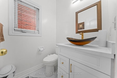 19 Attview Crescent • Brampton, ON photo 6