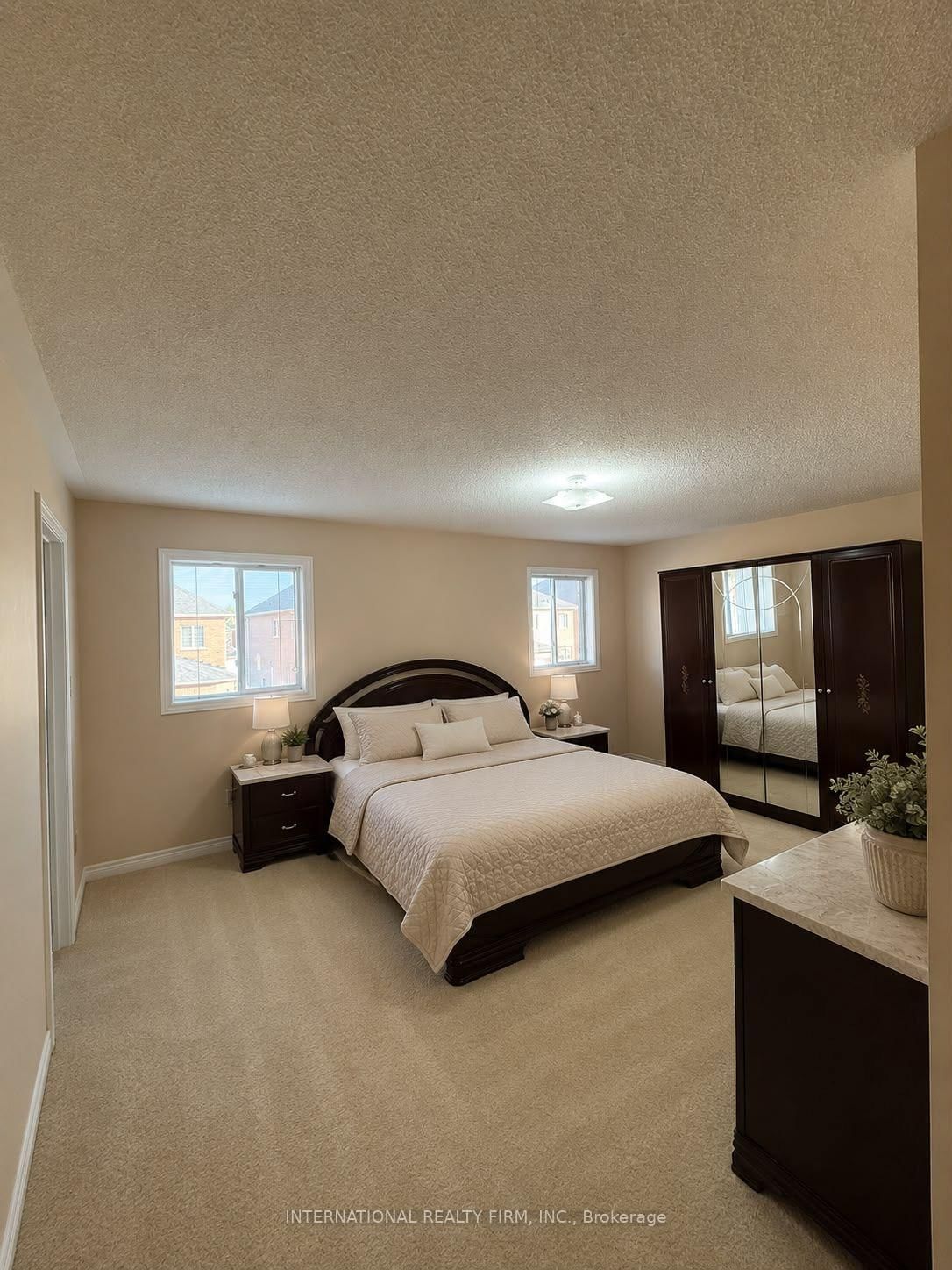 12 Fountainview Brampton,ON L6S 6K4 — Photo 9