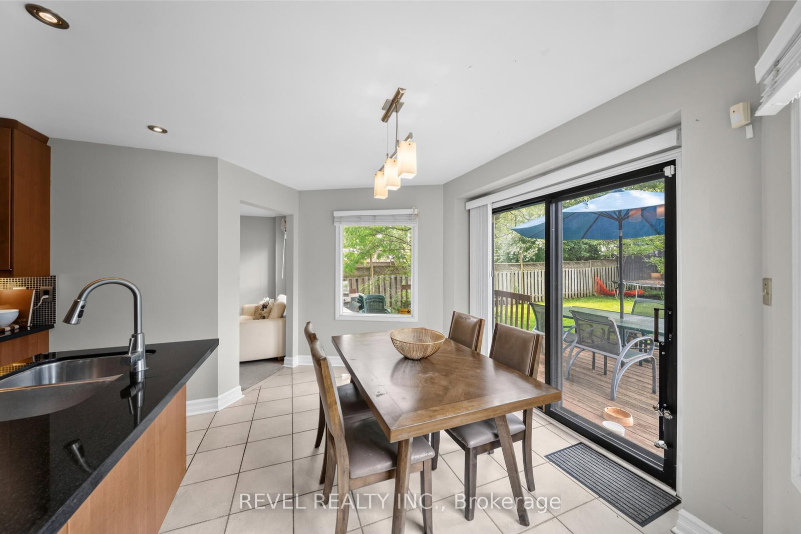 4315 Credit Pointe Drive • Mississauga, ON photo 8